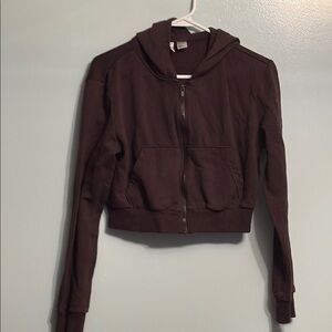 DIVIDED H&M women’s Dark Brown Cropped Hoodie size M.
